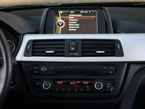 Used 2013 BMW 328i xDrive Sedan image 32