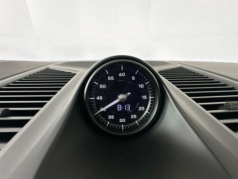 Certified 2025 Porsche Cayenne S image 24