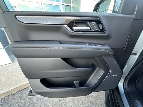 New 2026 GMC Yukon XL Elevation w/ LPO, Floor Liner Package image 13