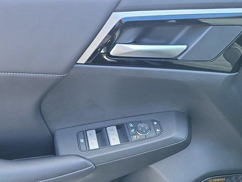 New 2026 Mitsubishi Outlander SE FWD image 25