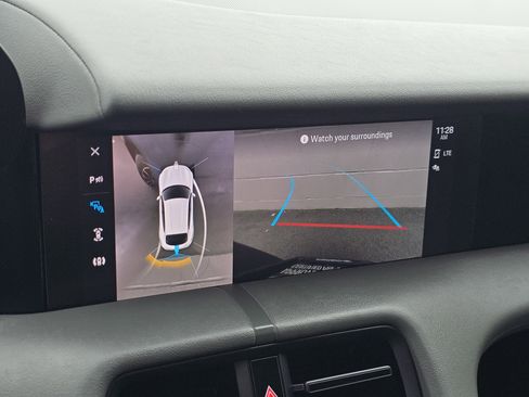 Certified 2021 Porsche Taycan 4 Cross Turismo image 12