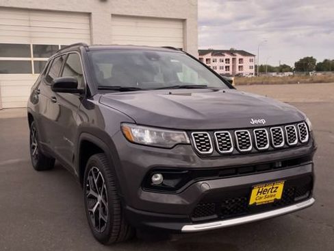 Used 2024 Jeep Compass Limited AWD/4WD image 4