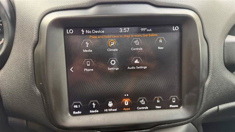 Used 2018 Jeep Renegade Latitude w/ UConnect 8.4 Nav Group AWD/4WD image 26
