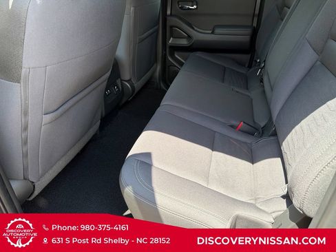 Certified 2022 Nissan Frontier SV AWD/4WD image 29