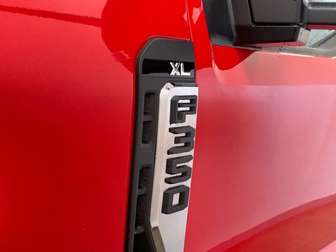 New 2026 Ford F350 XL w/ XL Chrome Package AWD/4WD image 8