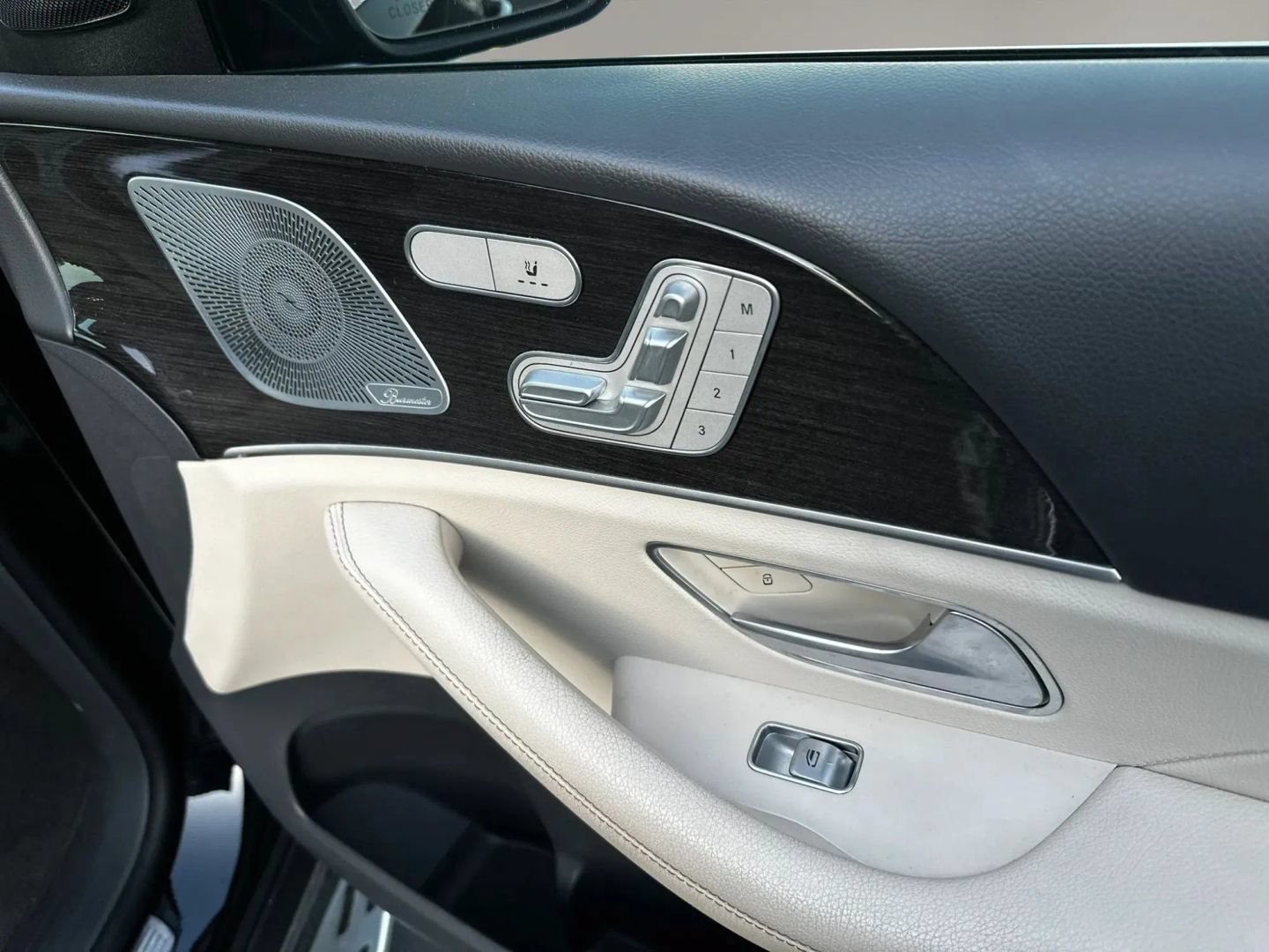 Used 2020 Mercedes-Benz GLS 450 4MATIC image 16