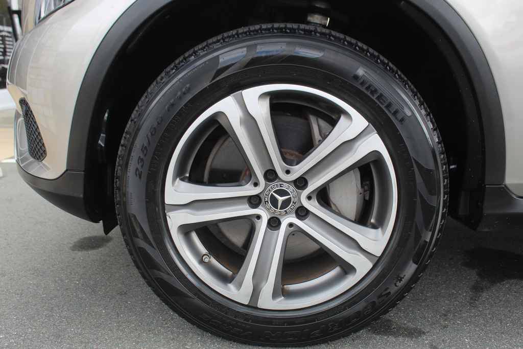 Used 2019 Mercedes-Benz GLC 300 4MATIC image 31