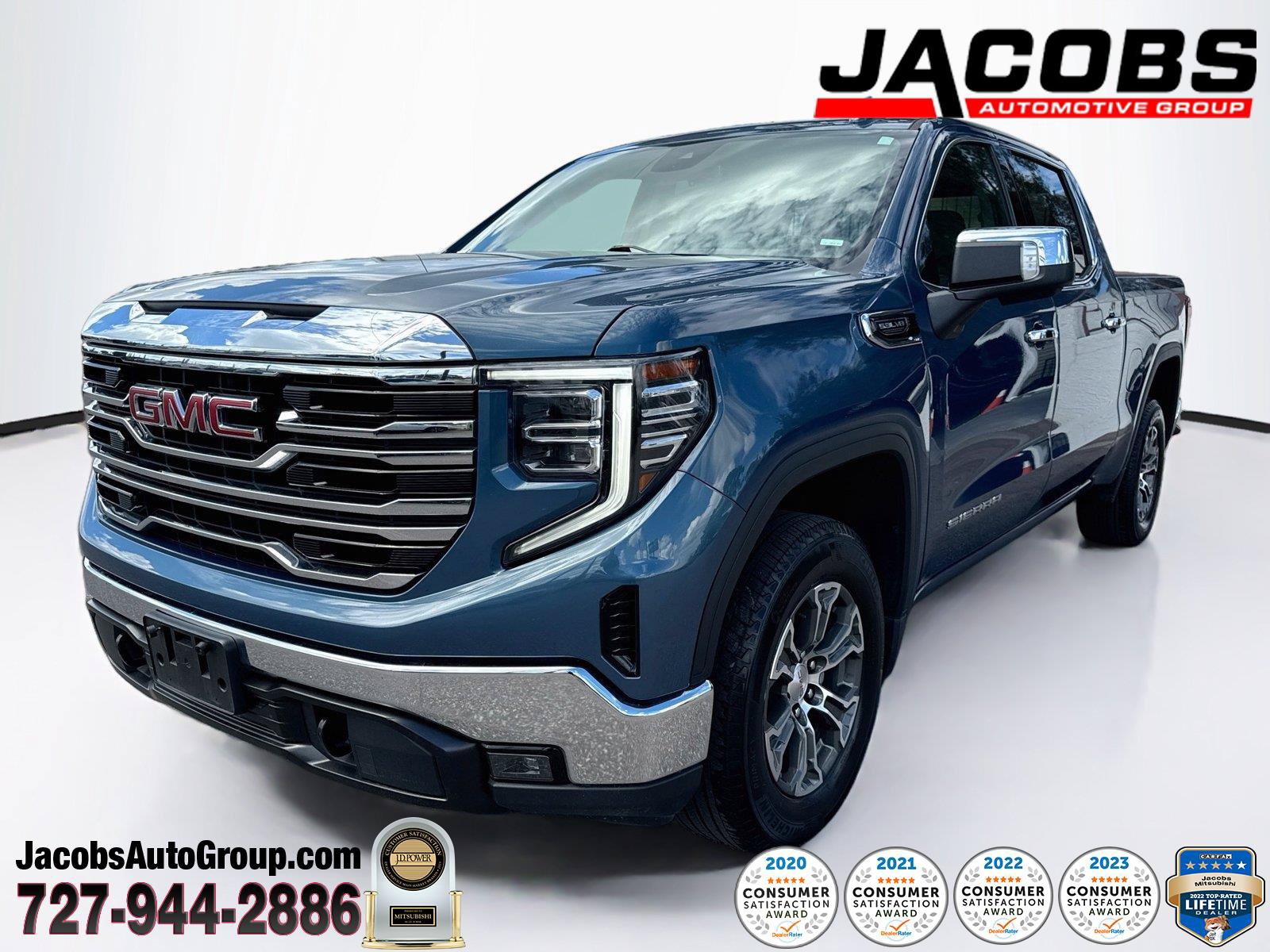 Used 2024 GMC Sierra 1500 SLT RWD image 1