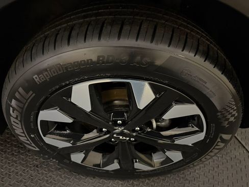 Used 2024 Kia Sportage X-Line w/ X-Line Premium Package image 17