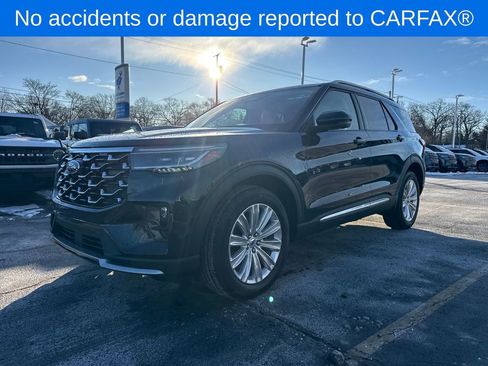 Used 2025 Ford Explorer Platinum w/ LUX Leather Package image 2