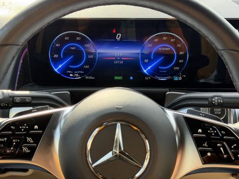 Used 2024 Mercedes-Benz EQB 250+ w/ Winter Package image 11