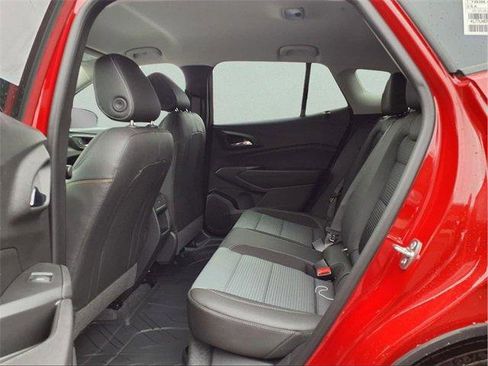 New 2026 Chevrolet Trax LT w/ Driver Confidence Package image 13