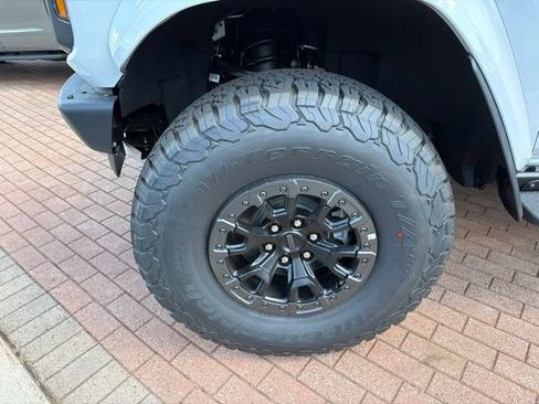 New 2026 Ford Bronco Raptor w/ Interior Carbon Fiber Pack AWD/4WD image 8