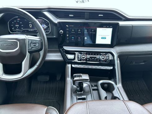Certified 2024 GMC Sierra 1500 Denali w/ Denali Reserve Package AWD/4WD image 12