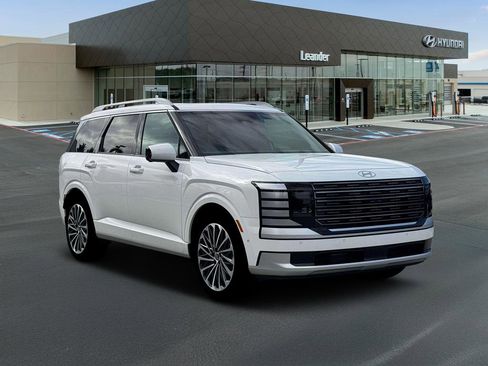 New 2026 Hyundai Palisade Calligraphy FWD image 11