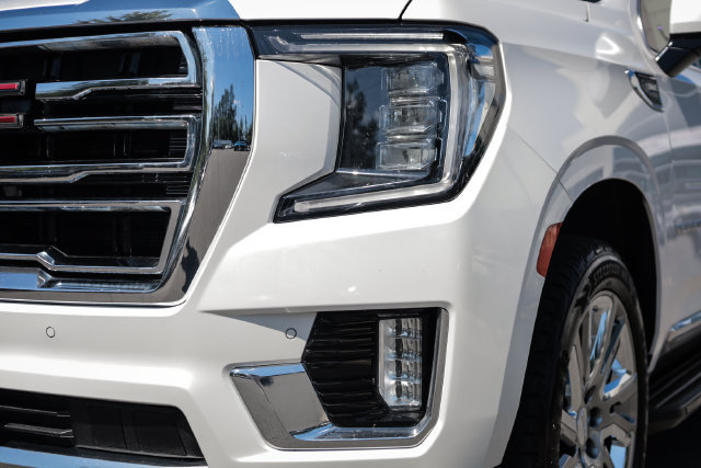 Used 2021 GMC Yukon SLT w/ SLT Premium Package AWD/4WD image 20