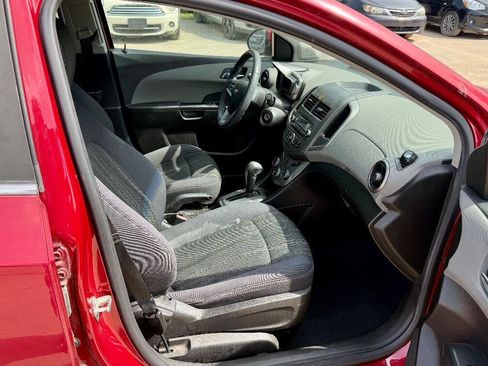 Used 2012 Chevrolet Sonic LT FWD image 11
