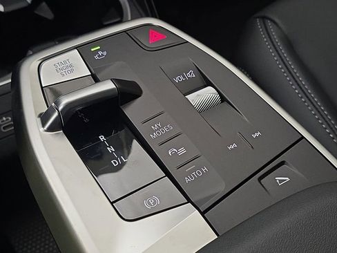 New 2026 BMW X1 xDrive28i w/ Technology Package image 21