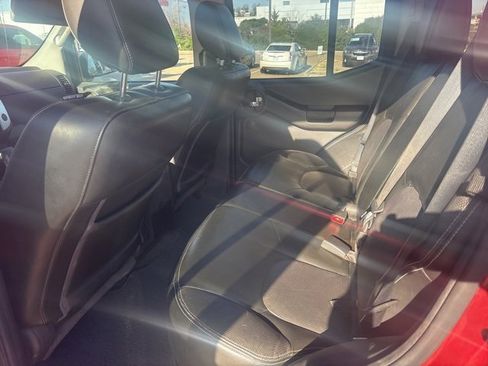 Used 2014 Nissan Xterra PRO-4X w/ Pro-4x Leather Package image 4