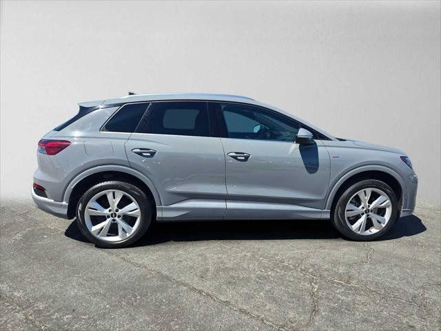 Used 2023 Audi Q4 e-tron Prestige w/ 20" Wheel Package AWD/4WD image 2
