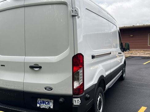 New 2027 Ford Transit 250 148 Medium Roof w/ Load Area Protection Package RWD image 14