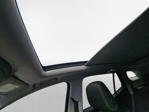 Used 2019 GMC Terrain SLE w/ Driver Convenience Package AWD/4WD image 23