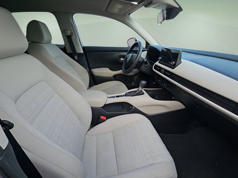 Used 2025 Honda HR-V LX image 7