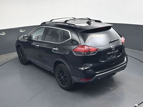 Used 2018 Nissan Rogue SV AWD/4WD image 32