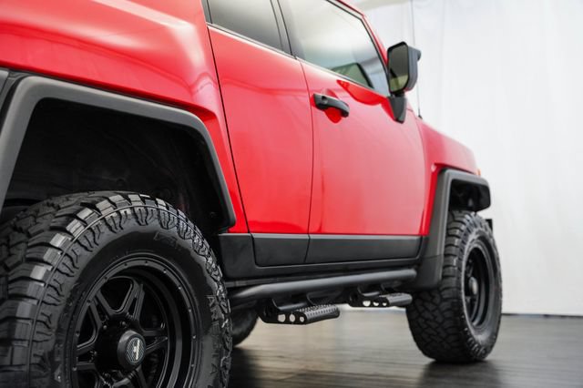 Used 2012 Toyota FJ Cruiser 4WD w/ Upgrade Pkg II image 31
