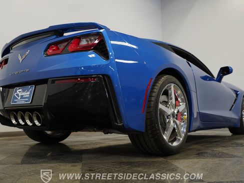 Used 2014 Chevrolet Corvette Stingray Coupe w/ 2LT Preferred Equipment Group RWD image 30