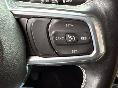 Used 2023 Jeep Wrangler Unlimited Sahara w/ Cold Weather Group image 20