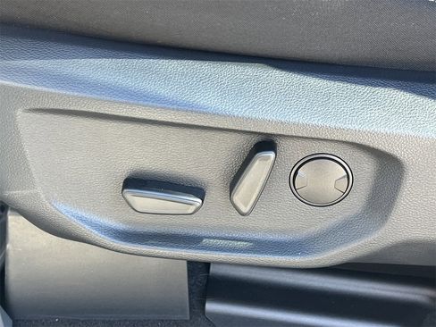 New 2025 Ford Ranger XLT w/ Equipment Group 301A High image 18