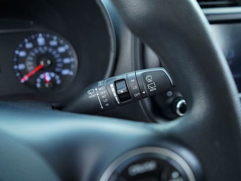 Used 2022 Kia Soul LX w/ Technology Package image 25