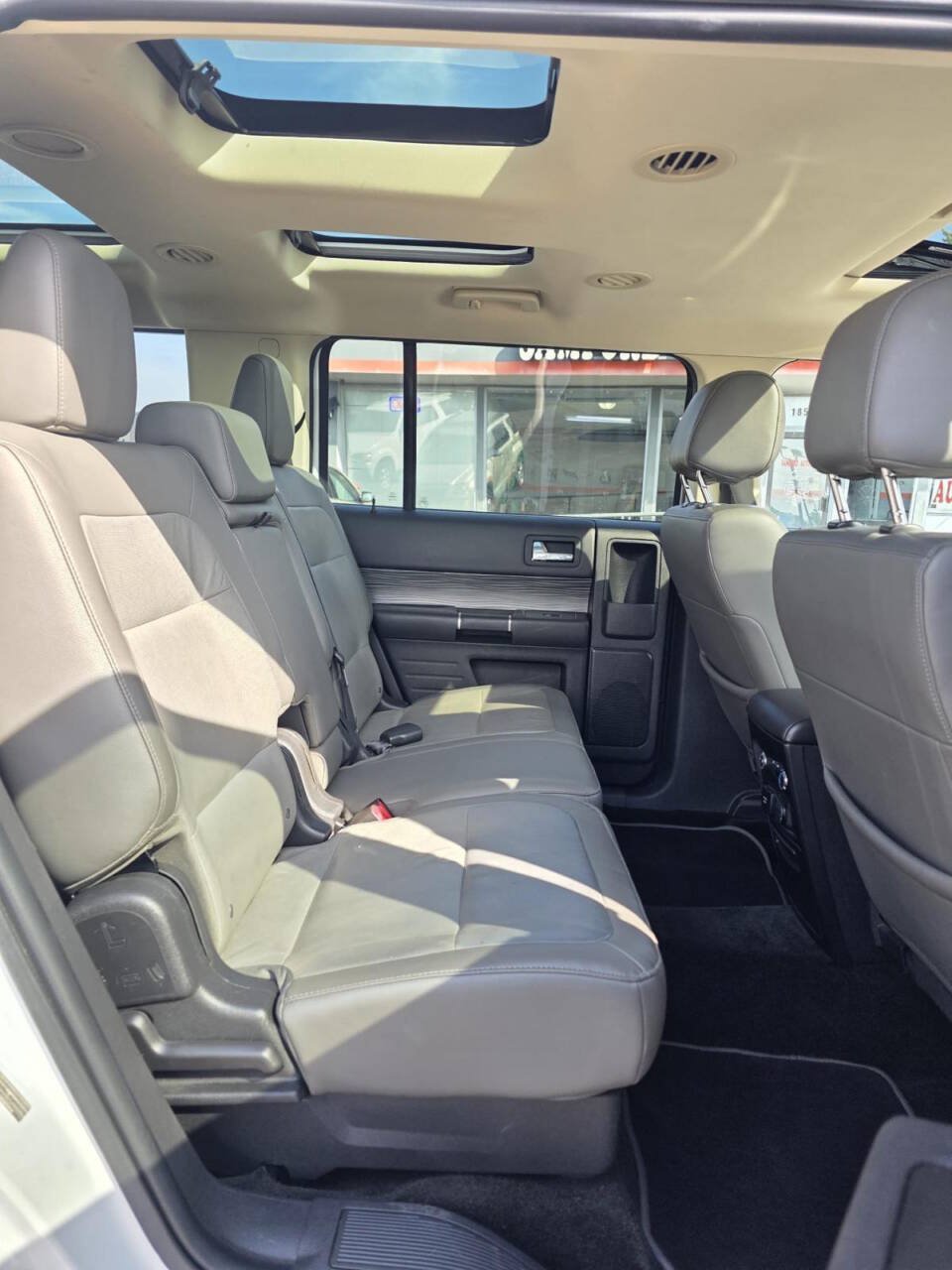 Used 2018 Ford Flex SEL w/ Equipment Group 202A FWD image 23