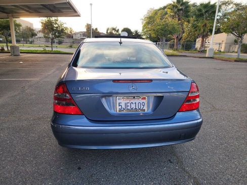 Used 2005 Mercedes-Benz E 320 Sedan image 4