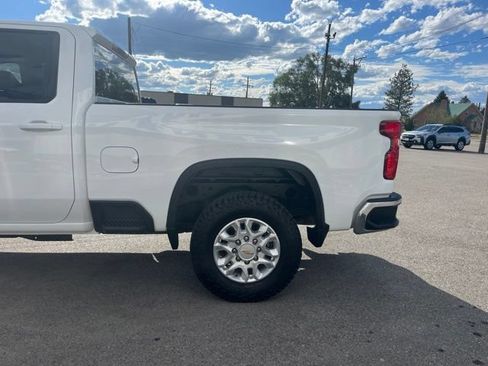 Used 2021 Chevrolet Silverado 2500 LT w/ Z71 Off-Road Package AWD/4WD image 7