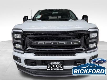 New 2026 Ford F250 Lariat w/ Black Appearance Package