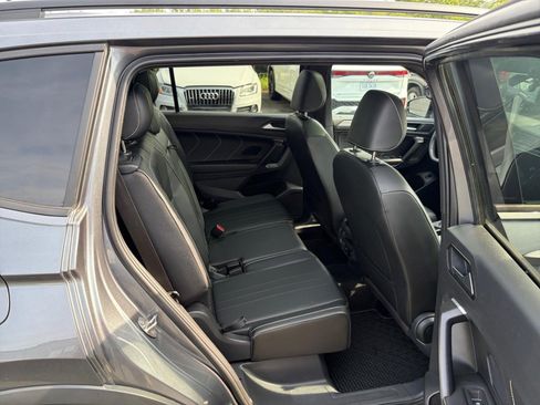 Used 2024 Volkswagen Tiguan SE R-Line FWD image 29