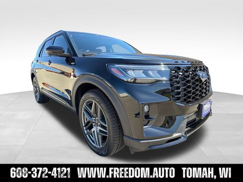 New 2026 Ford Explorer ST-Line w/ ST-Line Street Pack AWD/4WD image 7