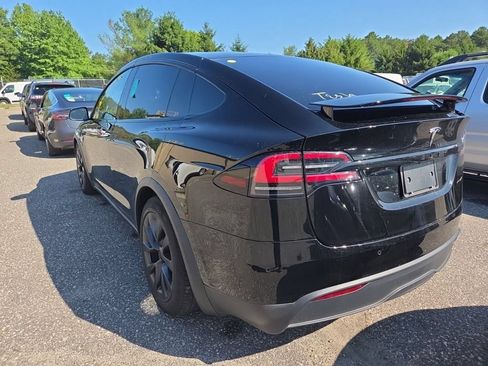 Used 2023 Tesla Model X AWD/4WD image 4
