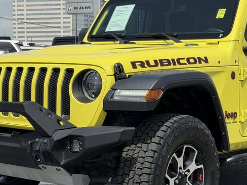 Used 2023 Jeep Wrangler Unlimited Rubicon w/ LED Lighting Group AWD/4WD image 8
