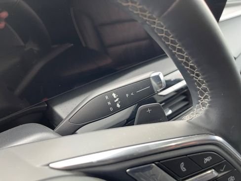 Certified 2025 Buick Enclave Avenir image 12