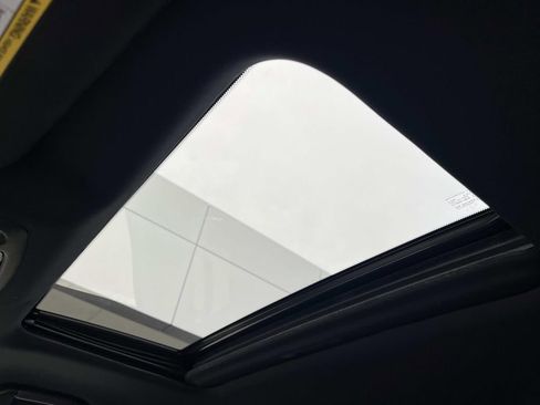 Used 2024 INFINITI QX80 Sensory image 27