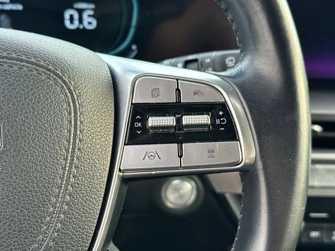 Used 2025 Kia Telluride S AWD/4WD image 16