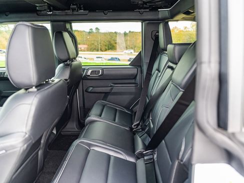 New 2025 Ford Bronco Outer Banks image 13