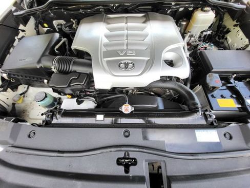 Used 2021 Toyota Land Cruiser Heritage Edition AWD/4WD image 11