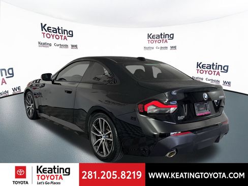 Used 2024 BMW 230i Coupe w/ Convenience Package RWD image 7