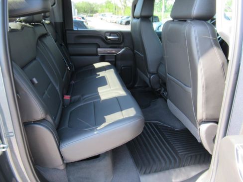 Used 2020 Chevrolet Silverado 2500 LTZ w/ Z71 Off-Road Package AWD/4WD image 27