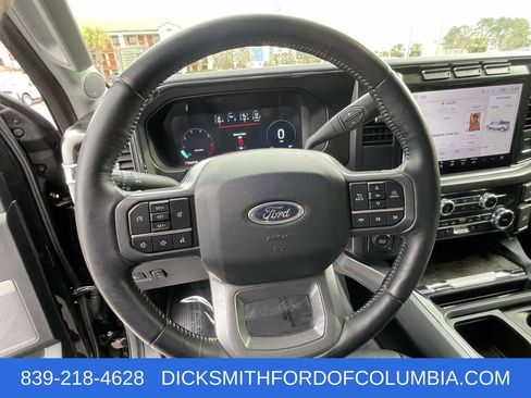 Certified 2024 Ford F250 Lariat w/ Black Appearance Package image 18