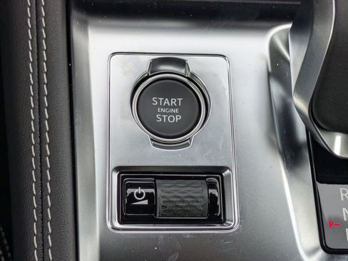 New 2026 Jaguar F-PACE R-Dynamic S image 17